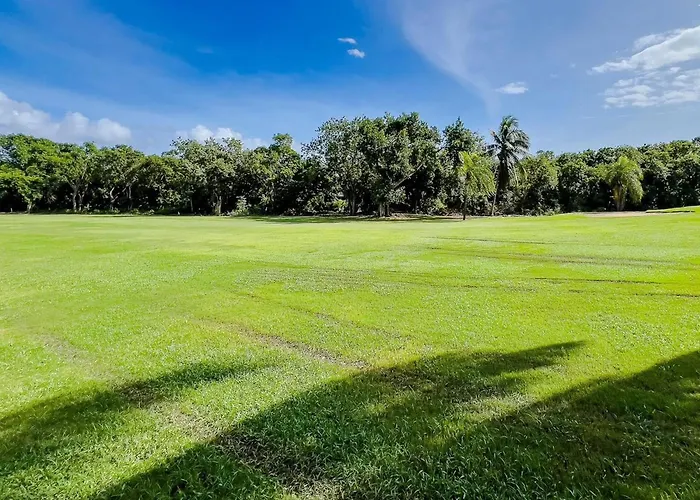 Apartment Private Jacuzzi, Starlink, Golf-view Terrace - *