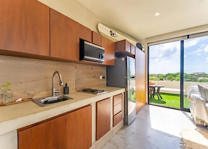 Private Jacuzzi, Starlink, Golf-view Terrace - *