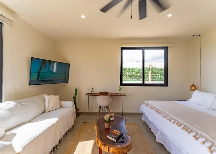 Apartment Private Jacuzzi, Starlink, Golf-view Terrace - *