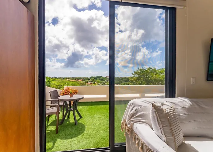 Private Jacuzzi, Starlink, Golf-view Terrace - Puerto Aventuras